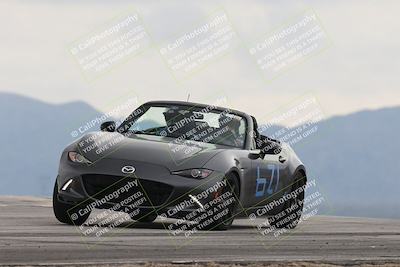 media/Jan-03-2026-SCCA SD (Sat) [[c9b9d14034]]/4-Novice Group/Session 2 (Turn 9)/